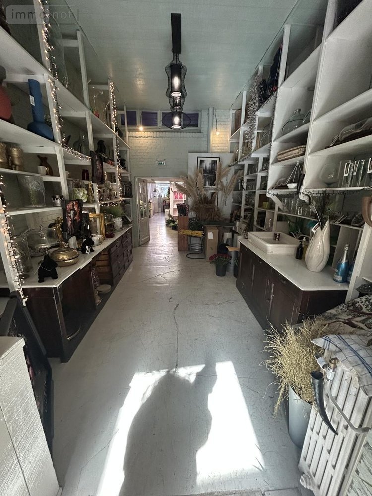 Location fonds et murs commerciaux Cambrai 59400 Nord 150 m2  2273 euros