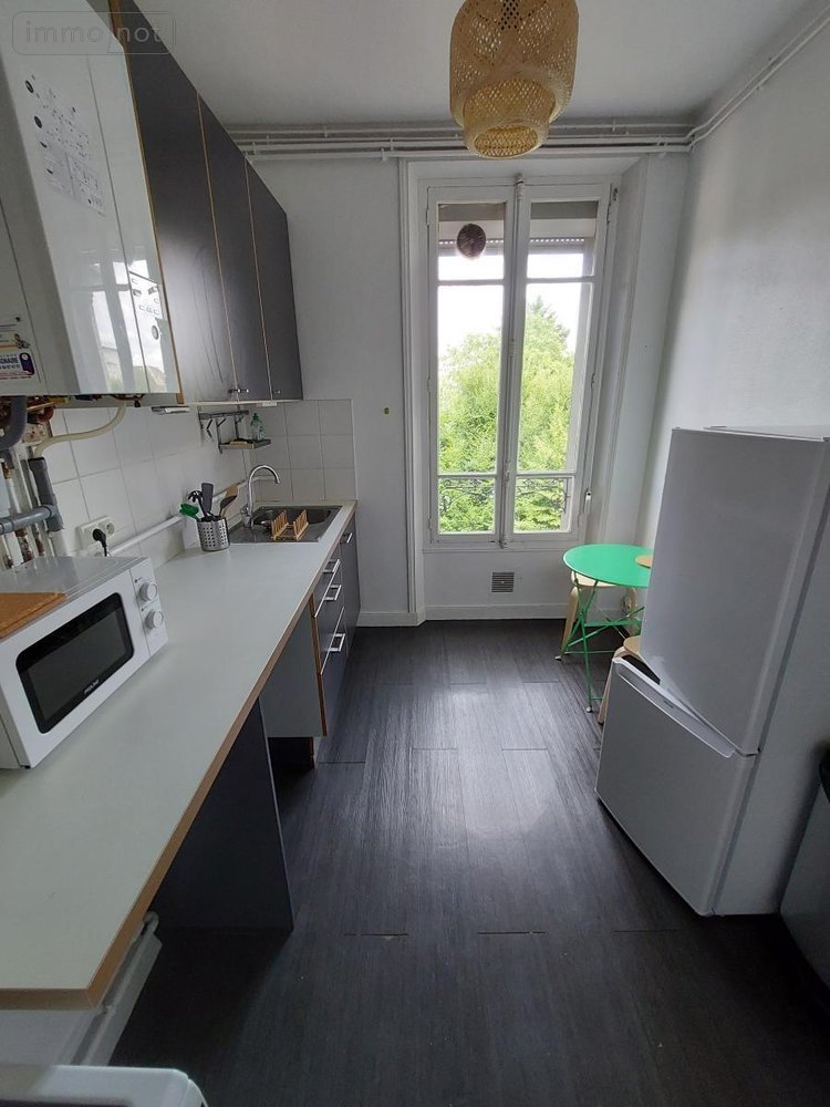 Location appartement Reims 51100 Marne 68 m2 3 pièces 990 euros