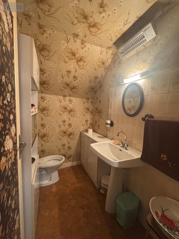 Maison a vendre Bagnac-sur-Célé 46270 Lot 158 m2 6 pièces 157500 euros