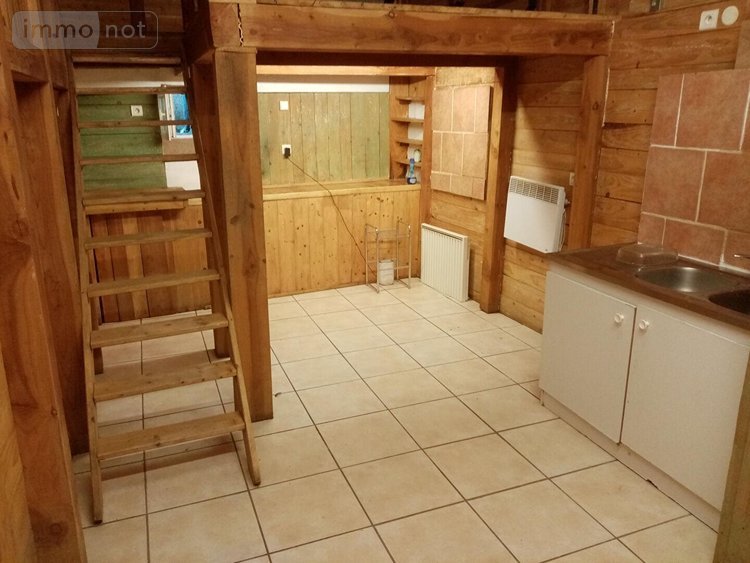 Immeuble a vendre Figeac 46100 Lot 260 m2  260500 euros