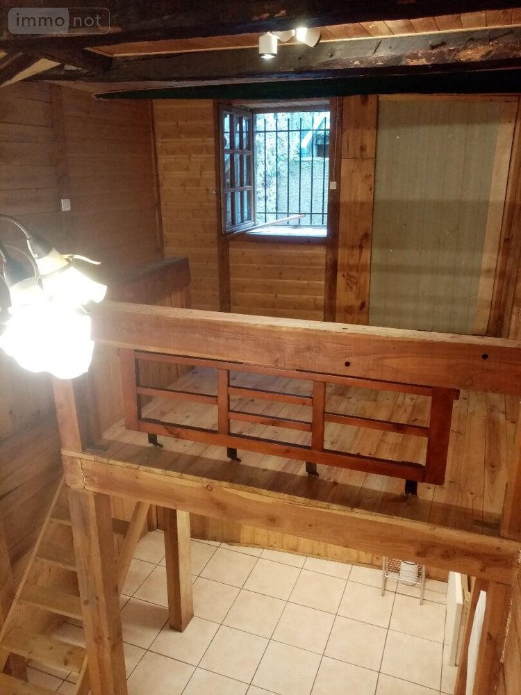 Immeuble a vendre Figeac 46100 Lot 260 m2  260500 euros