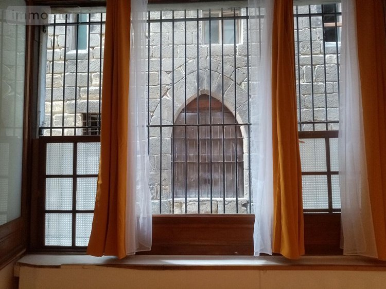 Immeuble a vendre Figeac 46100 Lot 260 m2  260500 euros