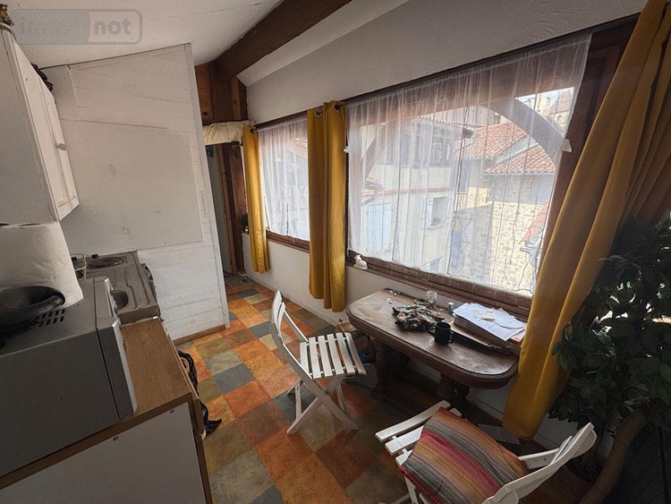 Immeuble a vendre Figeac 46100 Lot 260 m2  260500 euros