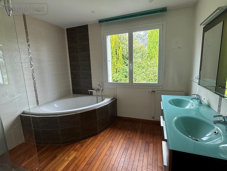 Maison a vendre Saint-Berthevin 53940 Mayenne 146 m2  225320 euros