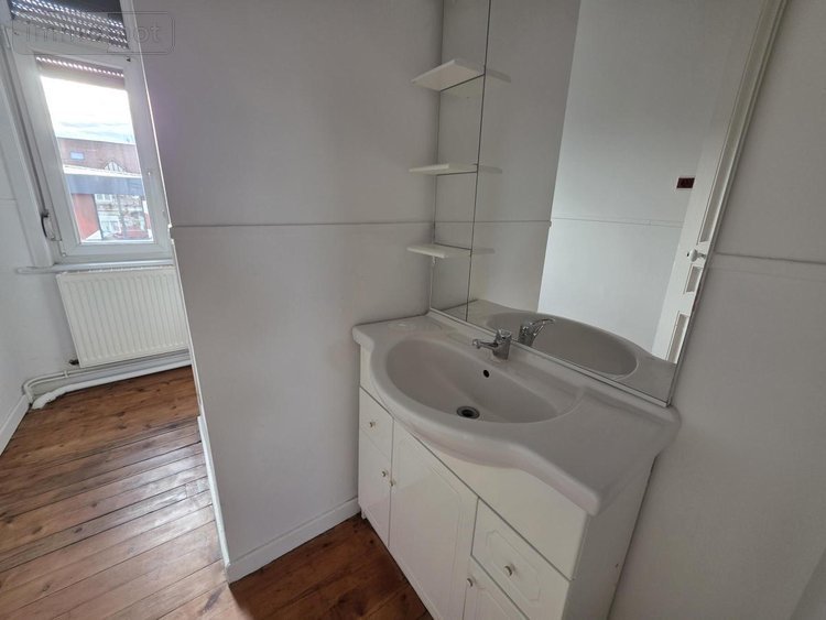 Location maison Neuville-Saint-Rémy 59554 Nord 74 m2  720 euros