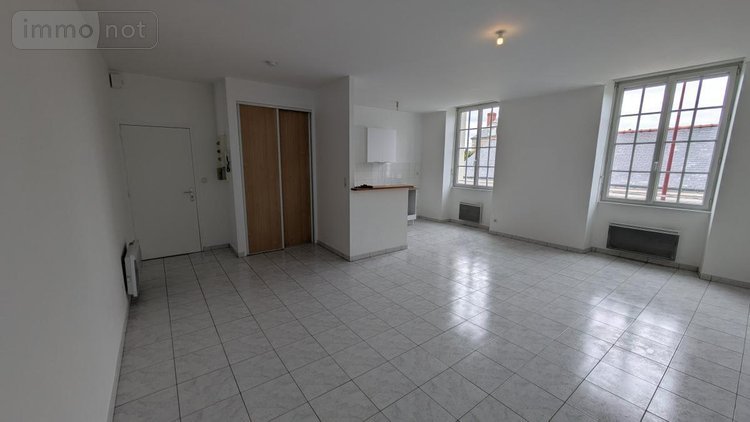 Immeuble a vendre Verrières-en-Anjou 49480 Maine-et-Loire 401 m2  744080 euros