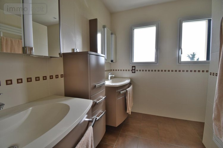 Maison a vendre Val d'Erdre-Auxence 49370 Maine-et-Loire 155 m2 6 pièces 366800 euros