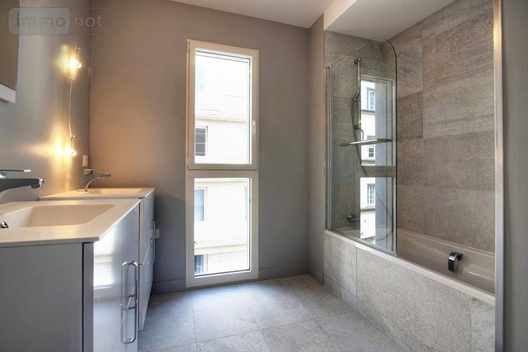 Location maison Rennes 35000 Ille-et-Vilaine 156 m2 7 pièces 2518 euros