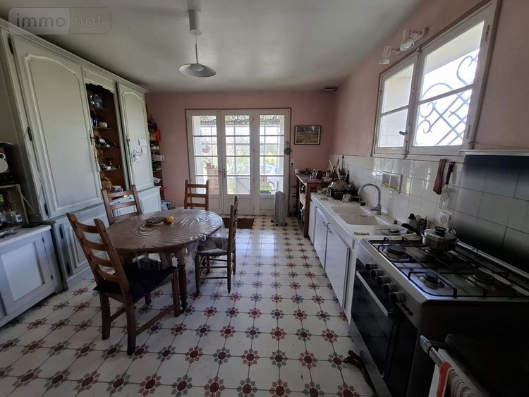 Maison a vendre Préguillac 17460 Charente-Maritime 157 m2 6 pièces 167872 euros