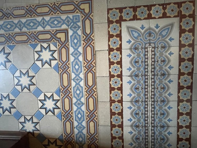 Maison a vendre Laval 53000 Mayenne 245 m2  437900 euros