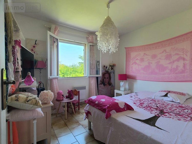 Maison a vendre Pierrelatte 26700 Drôme 99 m2 5 pièces 246000 euros