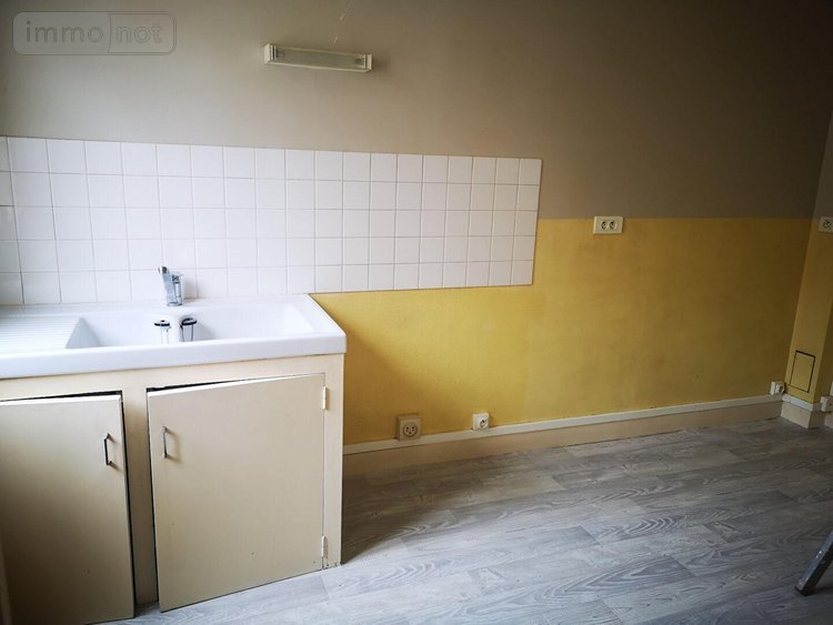 Immeuble a vendre Saint-Hilaire-du-Harcouët 50600 Manche 146 m2  182860 euros