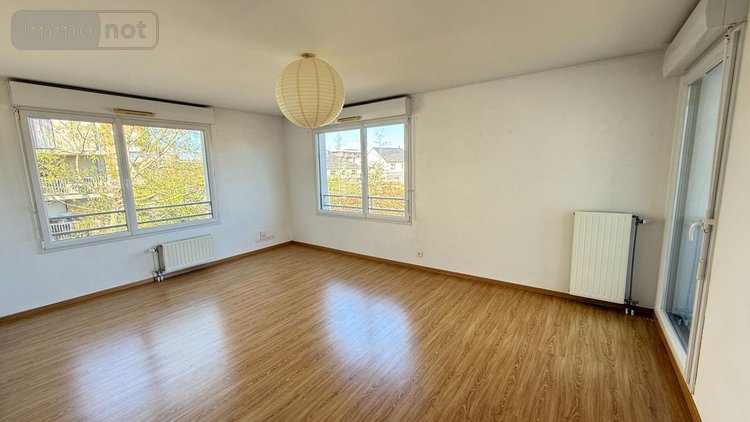 Appartement a vendre Chantepie 35135 Ille-et-Vilaine 66 m2 3 pièces 219960 euros
