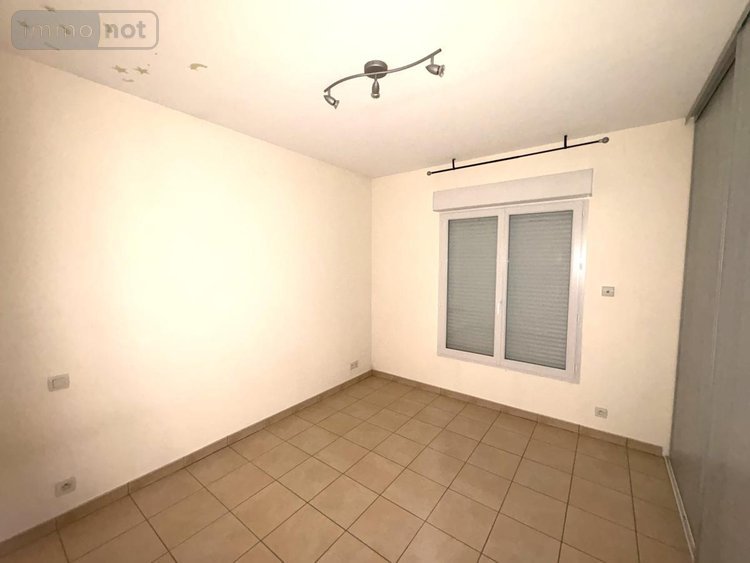 Location maison Peyre en Aubrac 48130 Lozère 160 m2 6 pièces 1000 euros