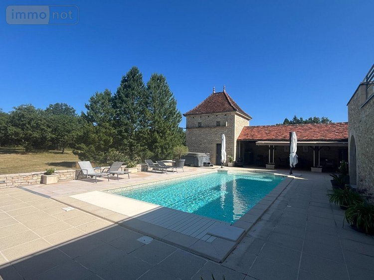 Maison a vendre Villeneuve 12260 Aveyron 249 m2 7 pièces 698250 euros