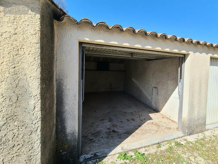 Appartement a vendre Pierrelatte 26700 Drôme 82 m2 5 pièces 91500 euros