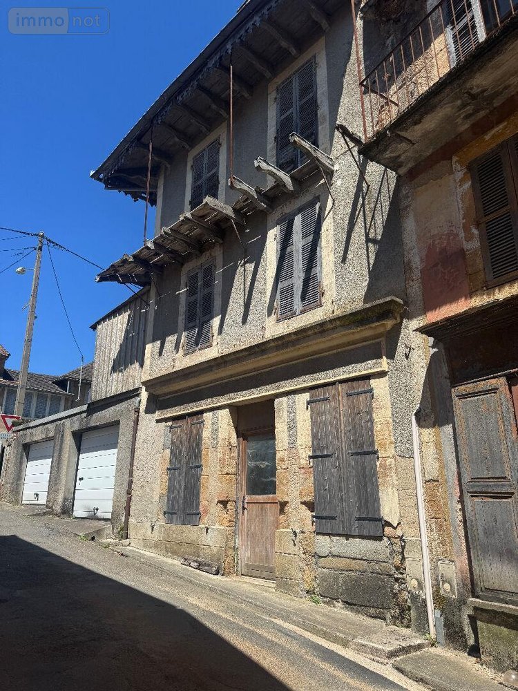 Maison a vendre Lacapelle-Marival 46120 Lot 141 m2 6 pièces 149000 euros