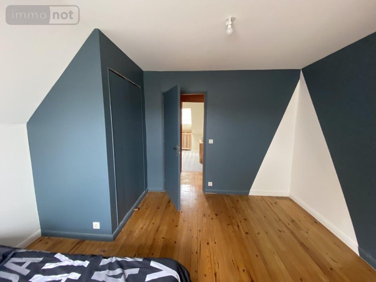 Location maison Bouchamps-lès-Craon 53800 Mayenne 216 m2  750 euros