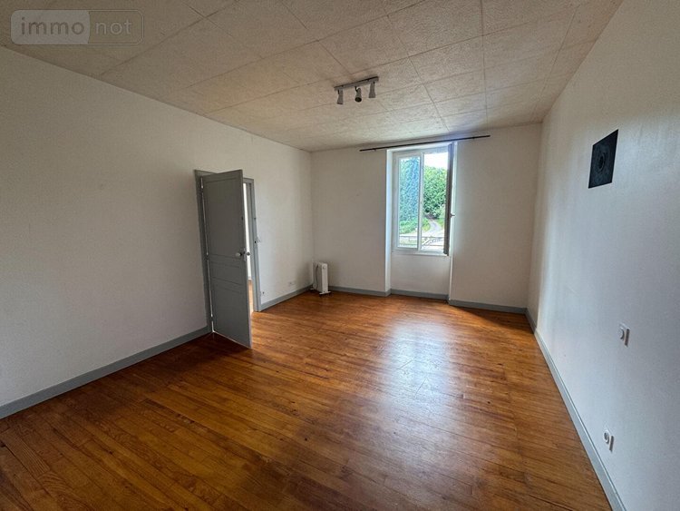 Maison a vendre Bagnac-sur-Célé 46270 Lot 90 m2 4 pièces 74200 euros