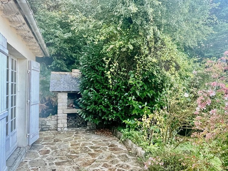 Maison a vendre Jugon les Lacs 22270 Côtes-d'Armor 141 m2 6 pièces 246280 euros