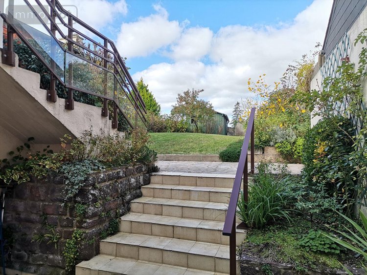 Maison a vendre Montfort-sur-Meu 35160 Ille-et-Vilaine 169 m2 7 pièces 335360 euros