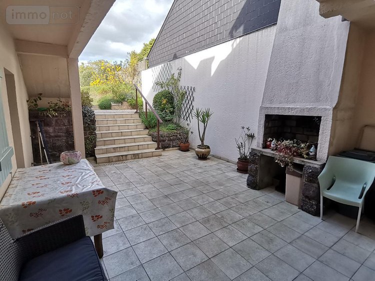 Maison a vendre Montfort-sur-Meu 35160 Ille-et-Vilaine 169 m2 7 pièces 335360 euros