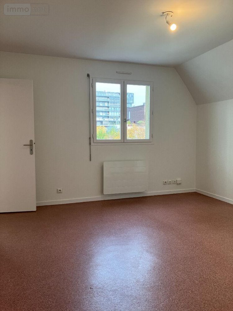 Location appartement Rennes 35000 Ille-et-Vilaine 41 m2 2 pièces 725 euros