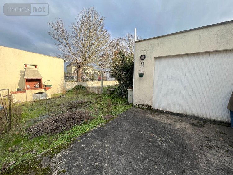 Maison a vendre Montreuil-Bellay 49260 Maine-et-Loire 155 m2 6 pièces 184375 euros