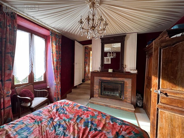 Maison a vendre Figeac 46100 Lot 203 m2 9 pièces 497400 euros