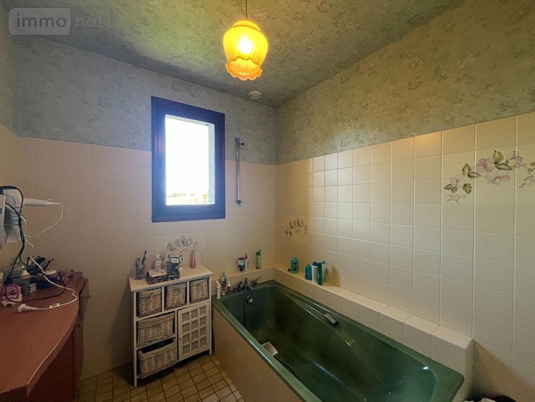 Maison a vendre Bagnac-sur-Célé 46270 Lot 131 m2 5 pièces 250000 euros