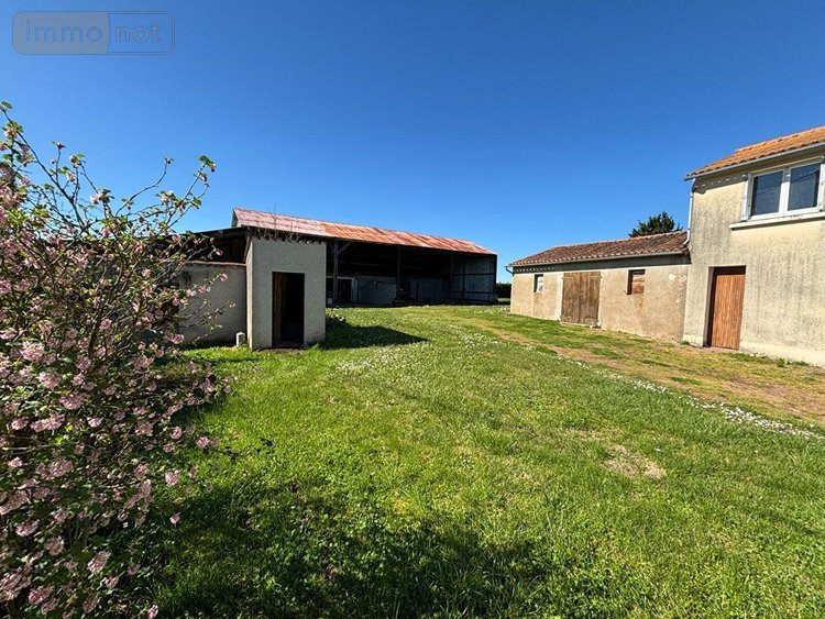 Maison a vendre Montreuil-Bellay 49260 Maine-et-Loire 166 m2 6 pièces 152800 euros