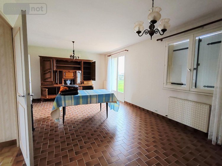 Maison a vendre Cléré-sur-Layon 49560 Maine-et-Loire 213 m2 9 pièces 277600 euros