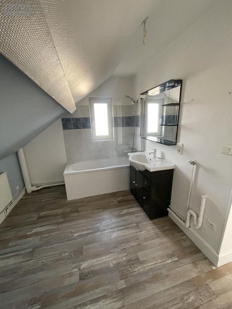 Location maison Amiens 80000 Somme 65 m2 3 pièces 886 euros