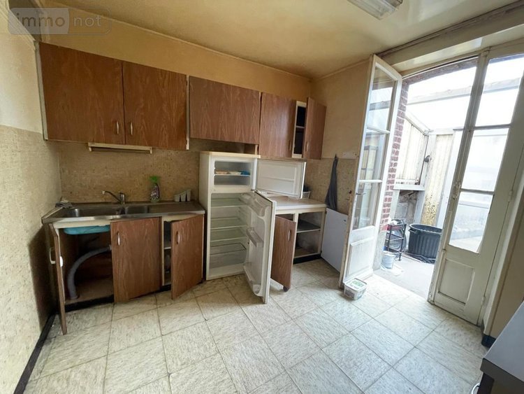 Immeuble a vendre Barfleur 50760 Manche 141 m2  183400 euros