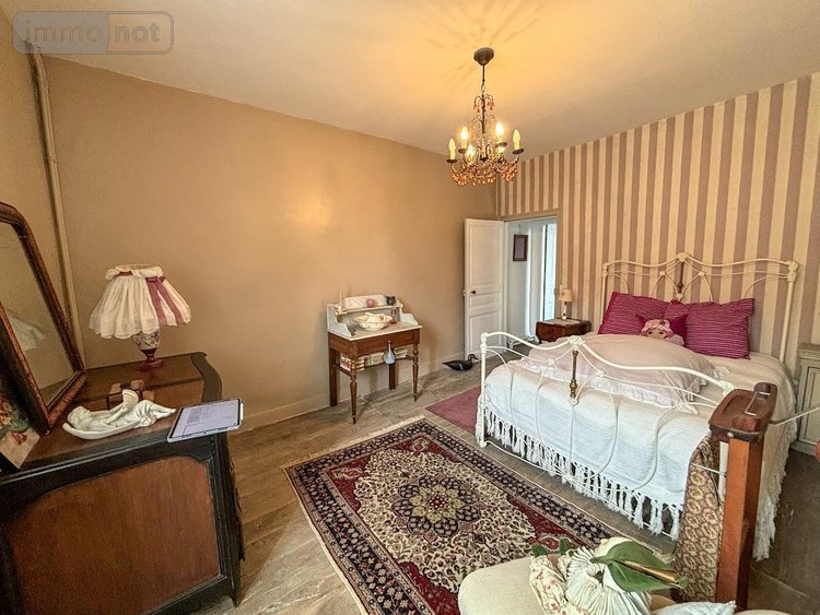 Maison a vendre Vayres 87600 Haute-Vienne 128 m2 6 pièces 115520 euros