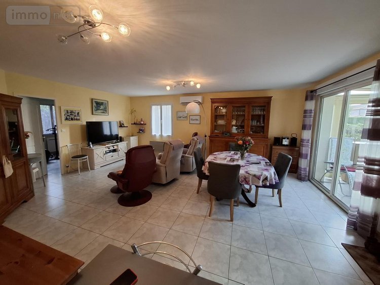 Maison a vendre Saintes 17100 Charente-Maritime 84 m2 4 pièces 262300 euros