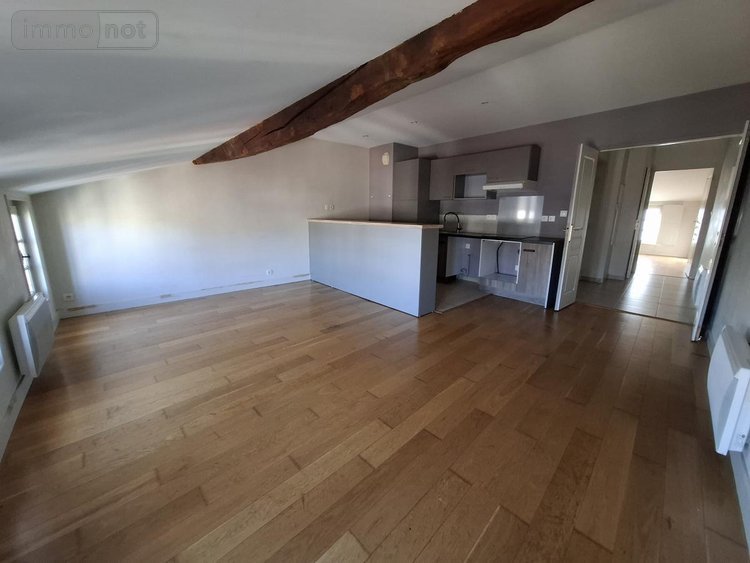 Immeuble a vendre Saintes 17100 Charente-Maritime 161 m2  355950 euros