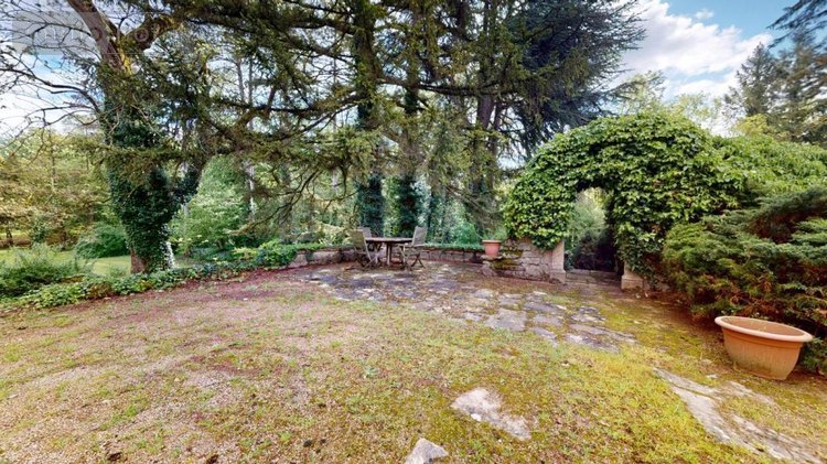 Maison a vendre Serrières-de-Briord 01470 Ain 476 m2 27 pièces 590000 euros