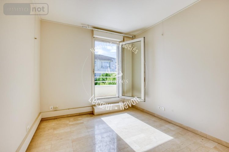 Appartement a vendre Issy-les-Moulineaux 92130 Hauts-de-Seine 101 m2 5 pièces 699000 euros