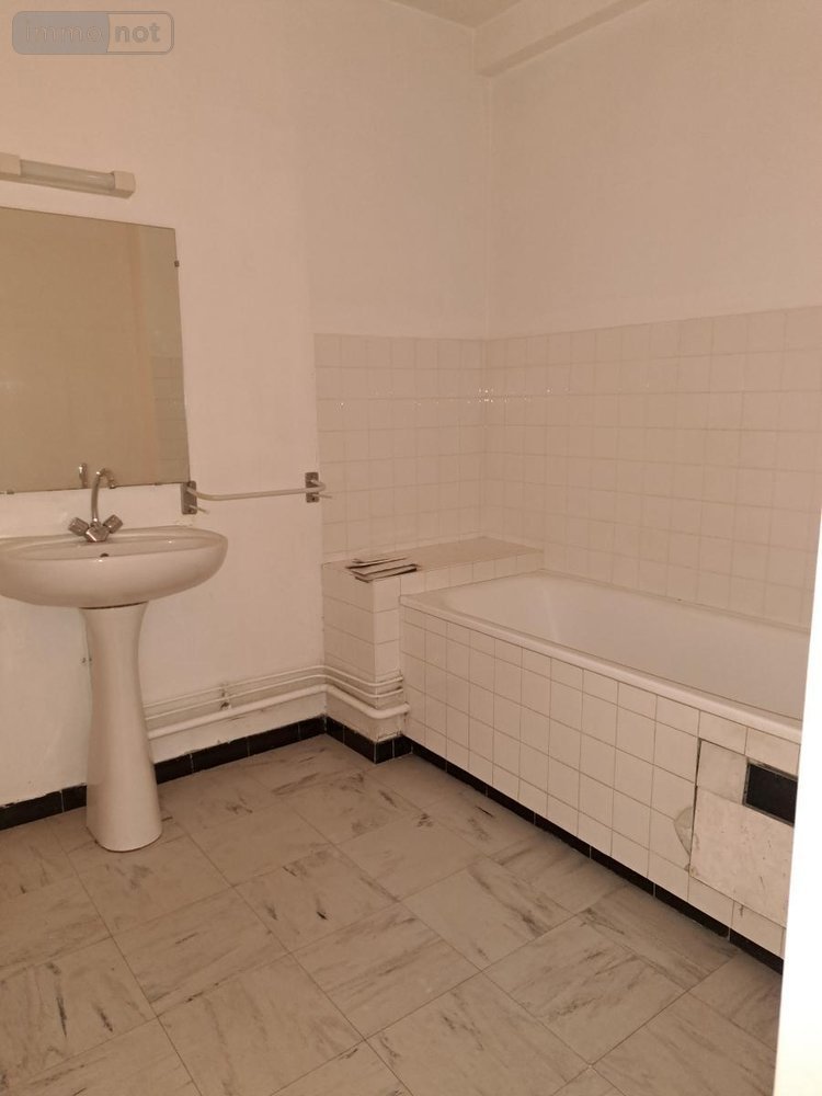 Appartement a vendre Le Mans 72000 Sarthe 103 m2 4 pièces 68250 euros