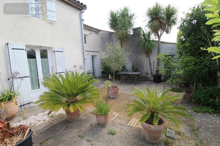 Maison a vendre Chaniers 17610 Charente-Maritime 170 m2 6 pièces 280200 euros
