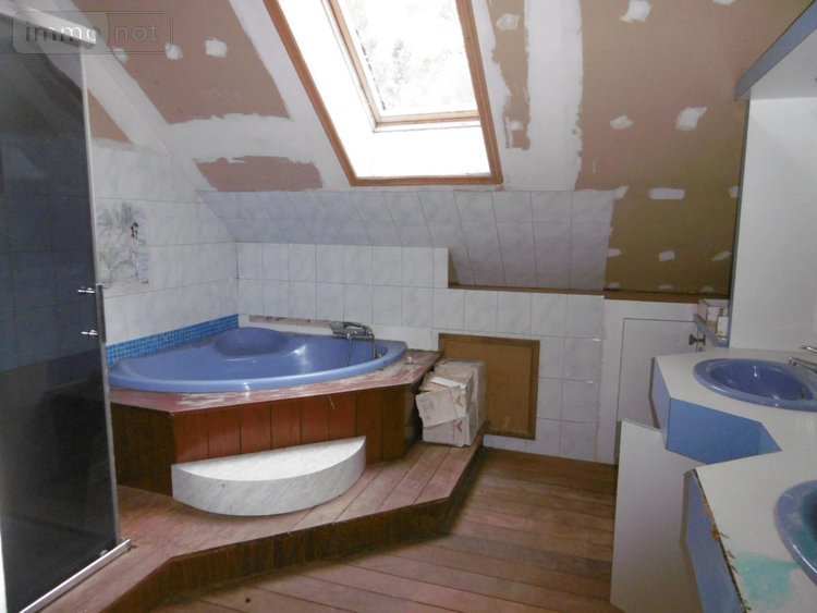 Maison a vendre Saint-Martin-des-Besaces 14350 Calvados 265 m2  205725 euros