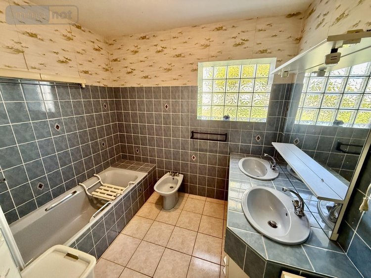 Maison a vendre Pluneret 56400 Morbihan 122 m2 5 pièces 335800 euros