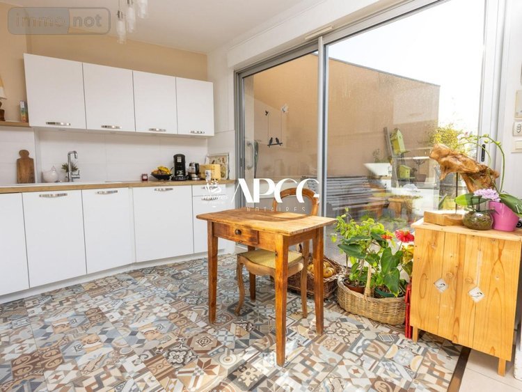 Viager appartement Vaison-la-Romaine 84110 Vaucluse 78 m2 3 pièces 230000 euros