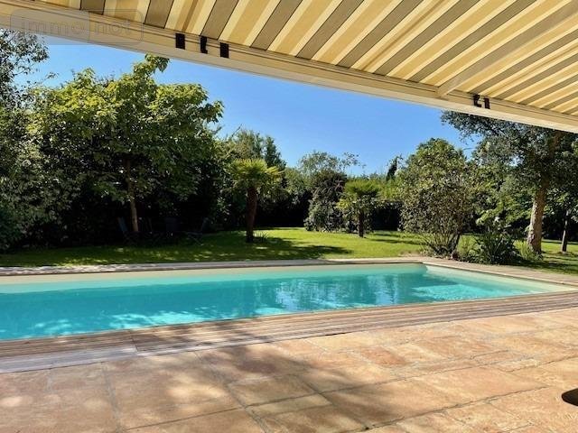 Maison a vendre Change 21340 Saône-et-Loire 332 m2 12 pièces 599000 euros