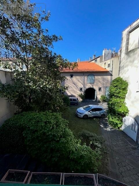 Viager maison Riom 63200 Puy-de-Dôme 320 m2 14 pièces 477750 euros