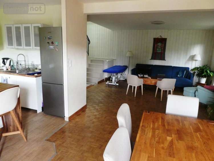 Maison a vendre Guémené-sur-Scorff 56160 Morbihan 203 m2 8 pièces 251000 euros