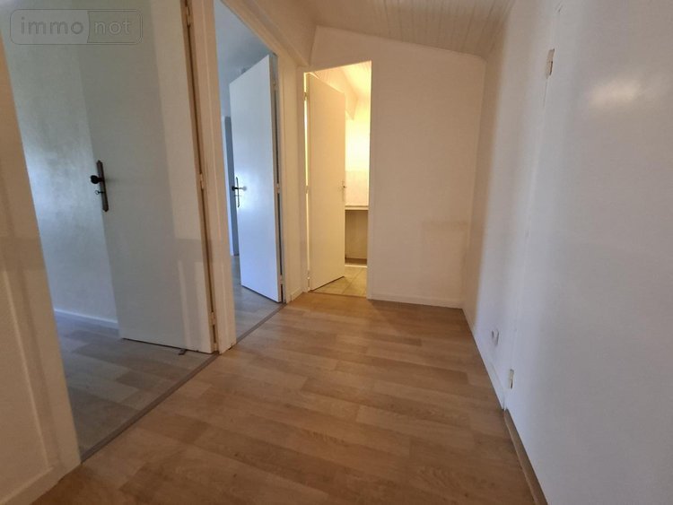 Immeuble a vendre Saintes 17100 Charente-Maritime 174 m2  251808 euros