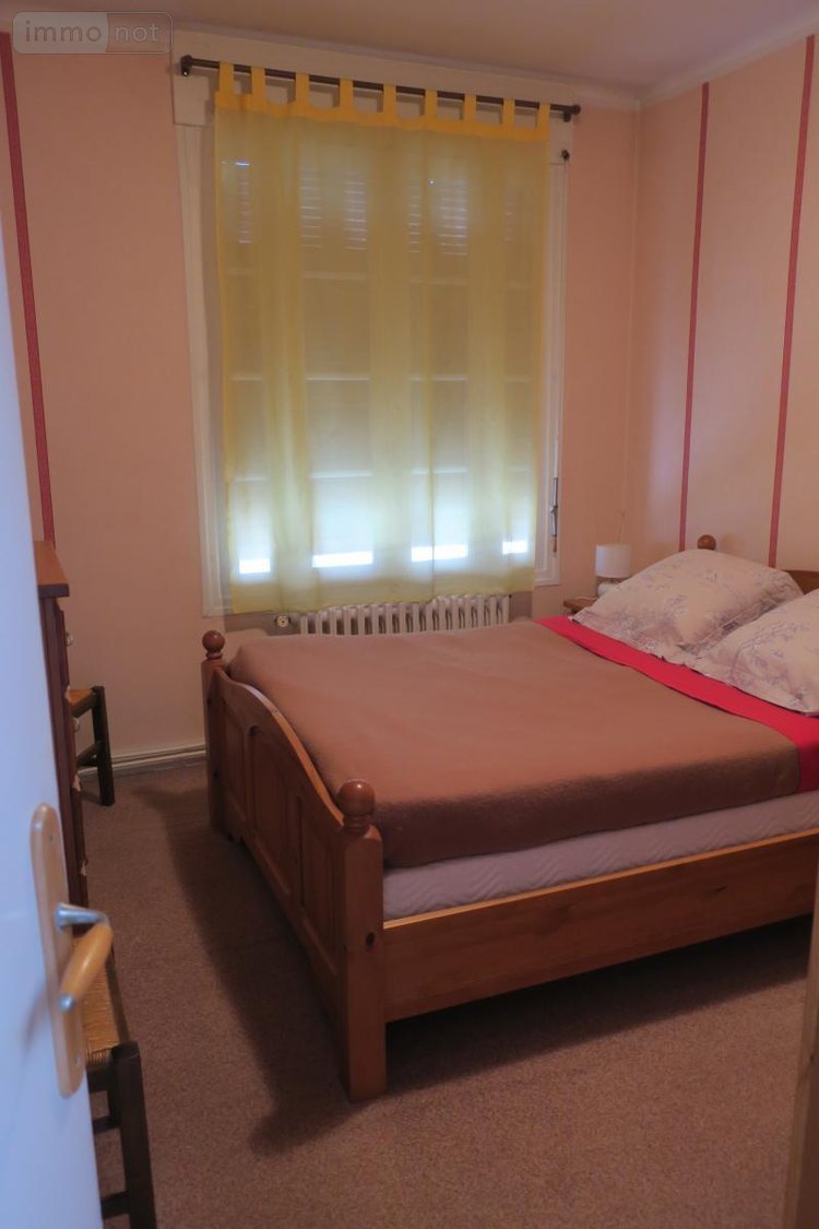 Immeuble a vendre Bourges 18000 Cher 244 m2  343200 euros