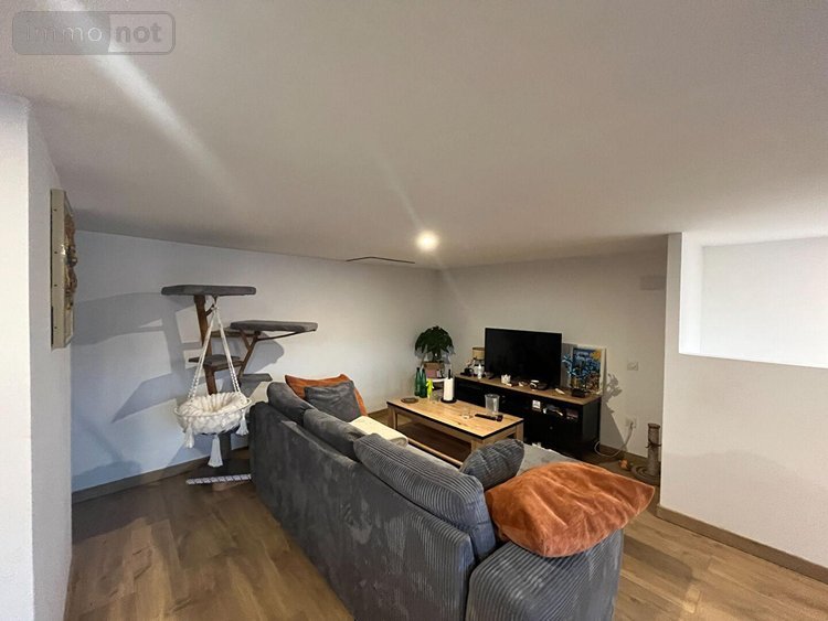 Immeuble a vendre Figeac 46100 Lot 96 m2  157500 euros